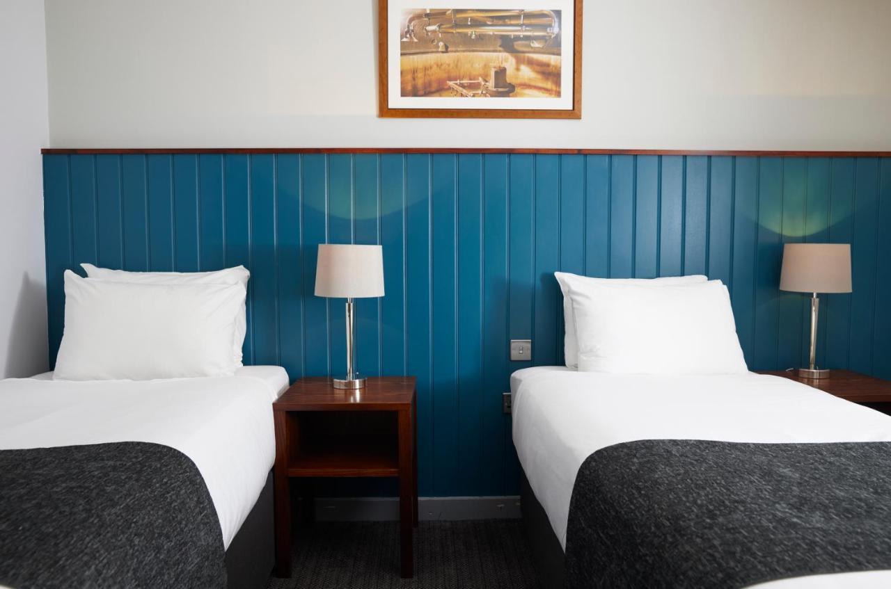 The Longshoot Hotell Nuneaton Eksteriør bilde